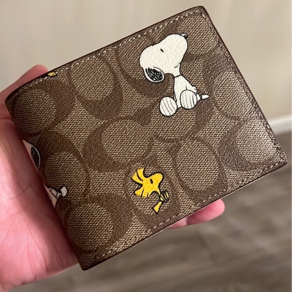 Coach X Peanuts 3 In 1 Wallet In Signature Canvas With Snoopy Woodstock - Picture 1 of 9